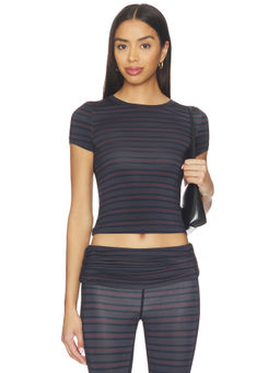 WeWoreWhat - Fitted Crew Neck Women's Striped Crop Top Navy Blue