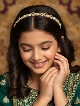 Ribbon Candy - Kundan With Pearls Head Chain - Green, Gold