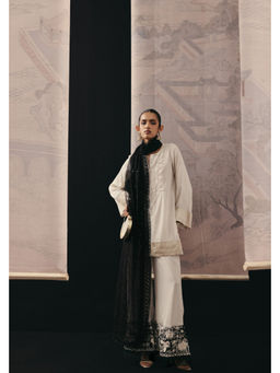 Twenty Nine - Parsi Gaara Palazzo