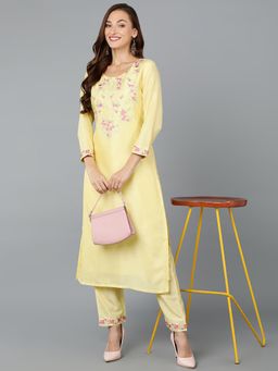 Vaamsi - Women Yellow Silk Blend Embroidered Work wear Straight Kurta (VCK9188)