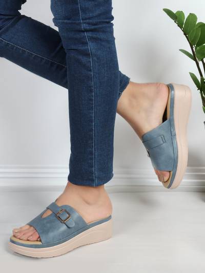 Women Fashionable Blue Comfortable Sandals