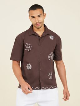 Styli - Men's Brown Cotton Slub Camp Collar Embroidered Relaxed Casual Shirt