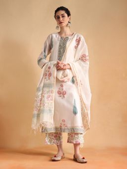 Jaipuri Banno - Off White Chanderi Kurta with Pant and Dupatta