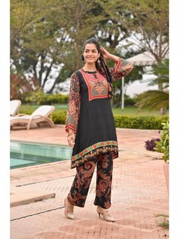 Mahee Jaipur - Black Floral Placement Print Kurta with Pant