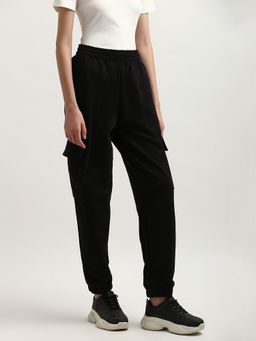 Calvin Klein - Black Relaxed Fit Solid Mid Rise Joggers