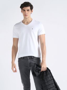 Tommy Hilfiger - White Solid Slim Fit Cotton T-Shirt