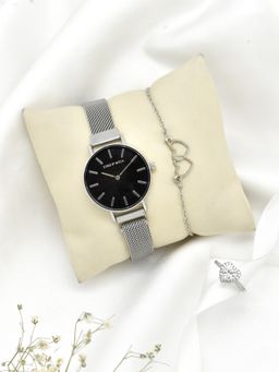 Joker and Witch - Joker & Witch Black Sally Love Triangle Watch (Set of 3)