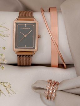 Joker and Witch - Joker & Witch Black Zayla Love Triangle Watch (Set of 3)