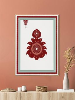 Nestroots - Whispers Of Royalty Gold Frame Wall Painting