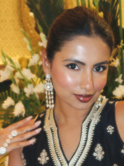 Shop Naymee - Modern Plain Polki and Kundan Danglers