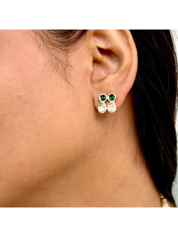 Shop Naymee - Classic Green Elegance Kundan Necklace and Earrings Set