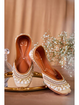 House of Vian - Sheen Gold Juttis
