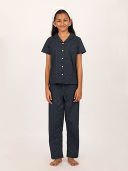 mackly - Girls Navy Blue Aop Print Nightsuit (Set of 2)