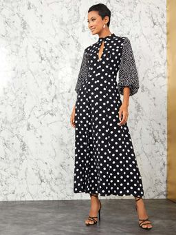 Styli - Black 3/4 Volume Sleeves Polka Dot A-line Maxi Dress With Keyhole Detail