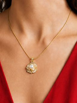 ARTKLIM - Pearl Camellia Floral Anti-Tarnish Necklace