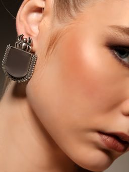 VENI - 925 Silver-Plated Animal Shaped Oxidised Studs