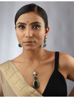 VENI - 18K Gold-Plated Stone Studded and Beaded Bagh Jewellery Set