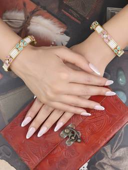 ZEWEL WORKS - Multi-Color Bangle