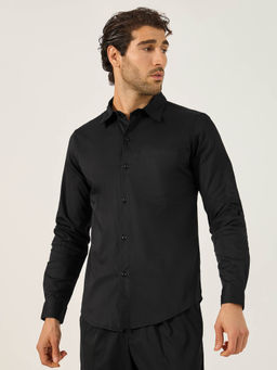 Styli - Black Solid Slim Fit Shirt