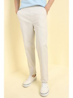 Allen Solly - Men White Contemporary Fit Solid Casual Trousers