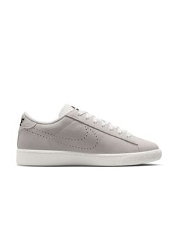 Nike - Womens Sneakers