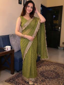 Green color option, Sold out, Currently selected