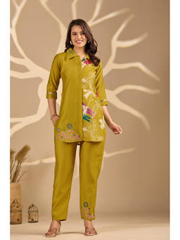 DISHWA FASHION - Women Olive Shirt Collar Printed Co-Ord Set