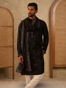 Jompers - Men Black Silk Blend Full Sleeves kurta with Dupatta and Pyjama
