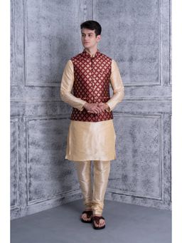 Uri and MacKenzie - Men Gold Silk Blend Full Sleeves Kurta with Pyjama and Nehru Jacket