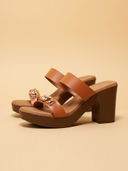 Tan color option, Currently selected