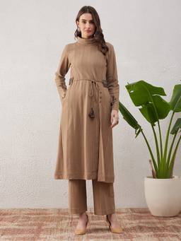 STADO - Beige Self Design Kurta and Pant with Belt