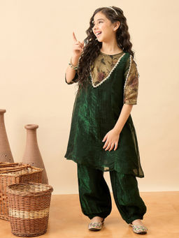 StyloBug - Green Woven Polyester Kurta and Salwar