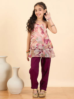 StyloBug - Multi-Color Floral Polyester Kurti and Pant