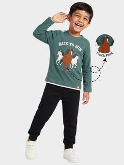 Orange Sugar - Unisex Graphic Green T-Shirt With Joggers