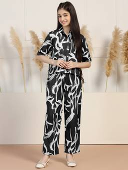 FASHION DREAM - Girls Printed Black Co-Ord Set