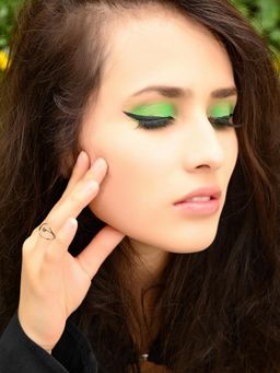 Odette - Exquisite Designer Studded Metal Ring