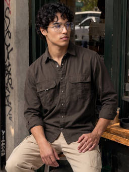 Bewakoof - Men Brown Solid/Plain Pure Cotton Shirt
