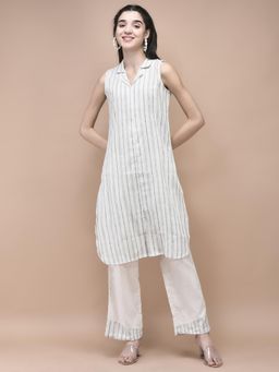 Shree - Women Cotton Off White Yarn Dyed Kurta with Pant