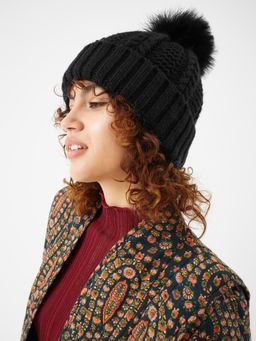 Accessorize London - Women Black Pom-Pom Beanie