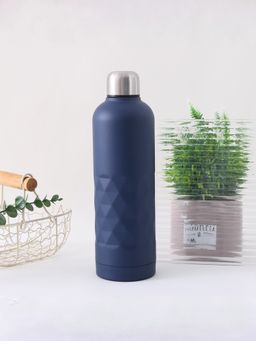 UMAI - Double-Walled Vacuum Insulated Stainless Steel Water Bottle|750ml (Dark Blue)