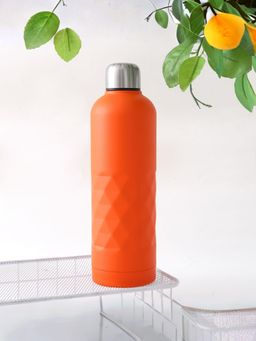 UMAI - Double-Walled Vacuum Insulated Stainless Steel Water Bottle|750ml (Orange)