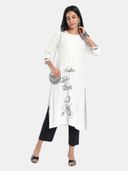 Off White color option, Currently selected
