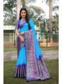 Blue color option, Currently selected