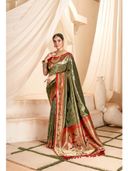 Green color option, Sold out, Currently selected