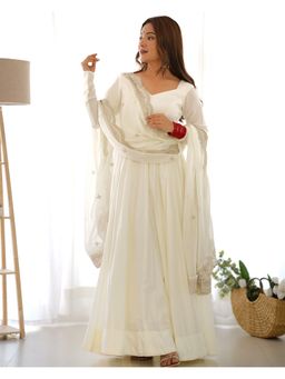 FAST FASHIONS - Silk Blend Cream Anarkali Kurta with Pant and Dupatta