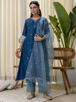 VredeVogel - Teal Embroidered Kurta with Pant and Dupatta