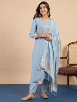 VredeVogel - Grey Embroidered Kurta with Pant and Dupatta