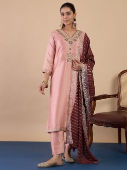 VredeVogel - Peach Silk Blend Kurta with Pant and Dupatta