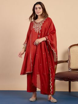 VredeVogel - Red Silk Blend Kurta with Pant and Dupatta
