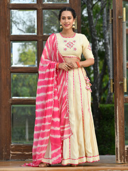 Mulmul - Nazah Pale Yellow & Fuchsia Lehenga (Set of 3)
